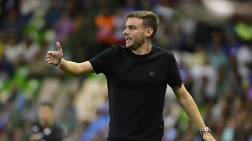 Martín Anselmi podría terminar su relación laboral con Cruz Azul para dirigir en otro equipo