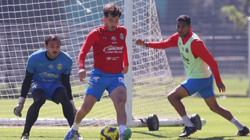 Alan Mozo está listo para reaparecer con Chivas; Pulido, esperará una semana más