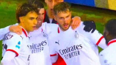 Santi Giménez se estrena con el Milan, haciendo un golazo
